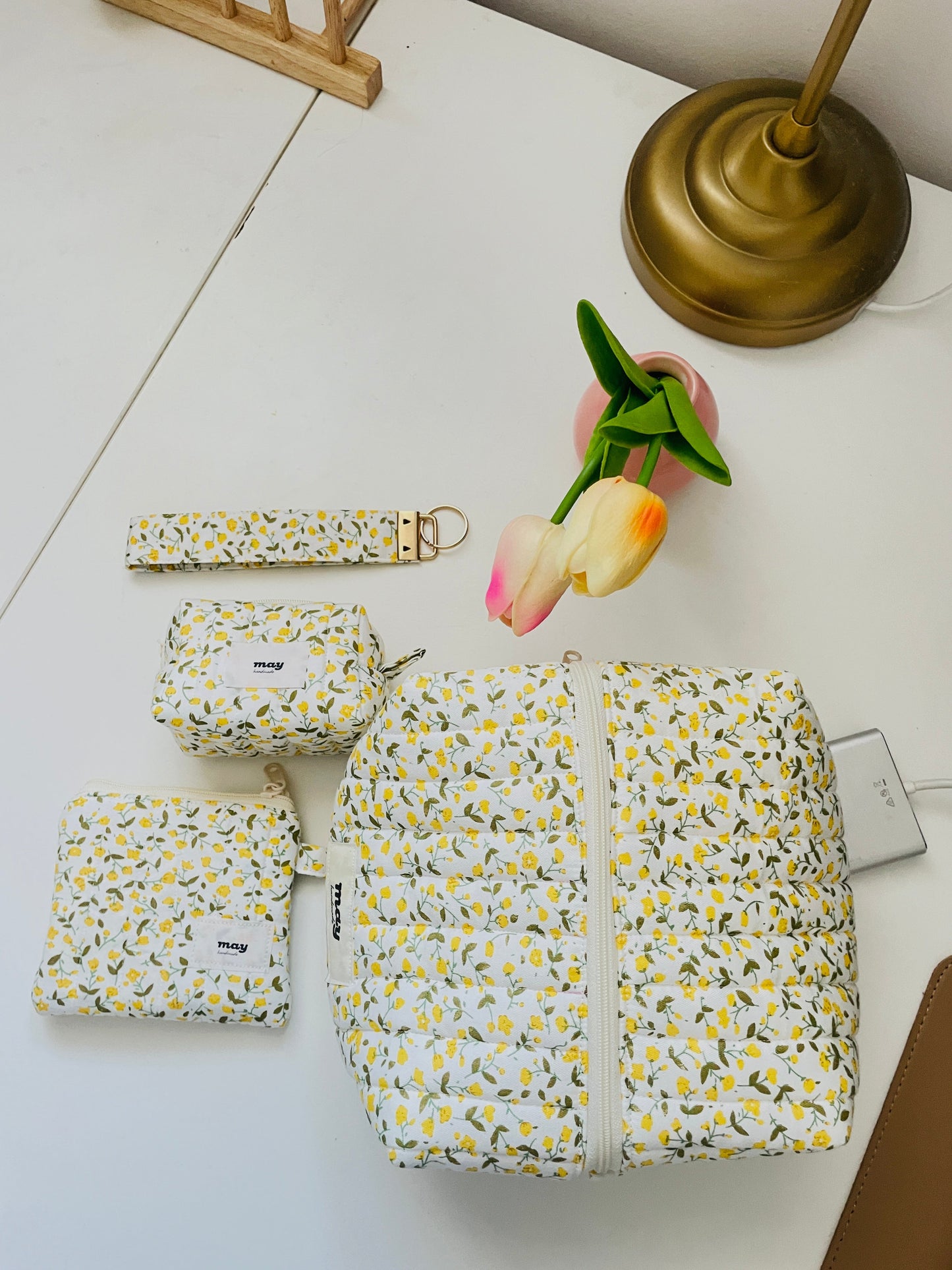 YELLOW DAISY DOT FULL SET