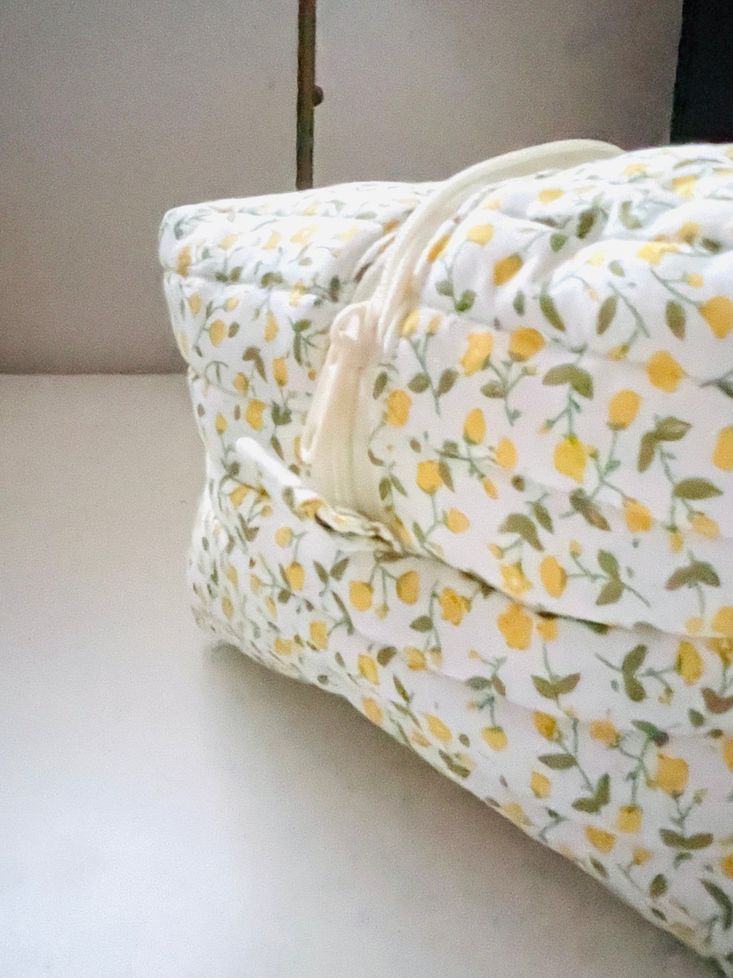 may YELLOW DAISY DOT