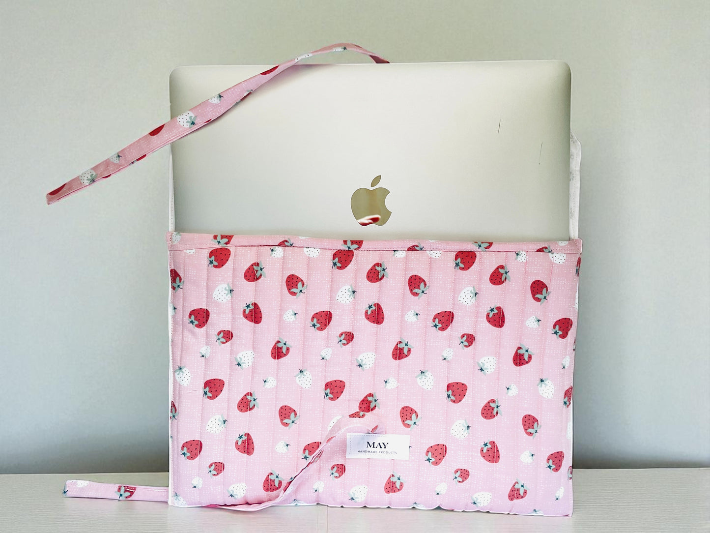 MAUREEN STAW LAPTOP SLEEVE