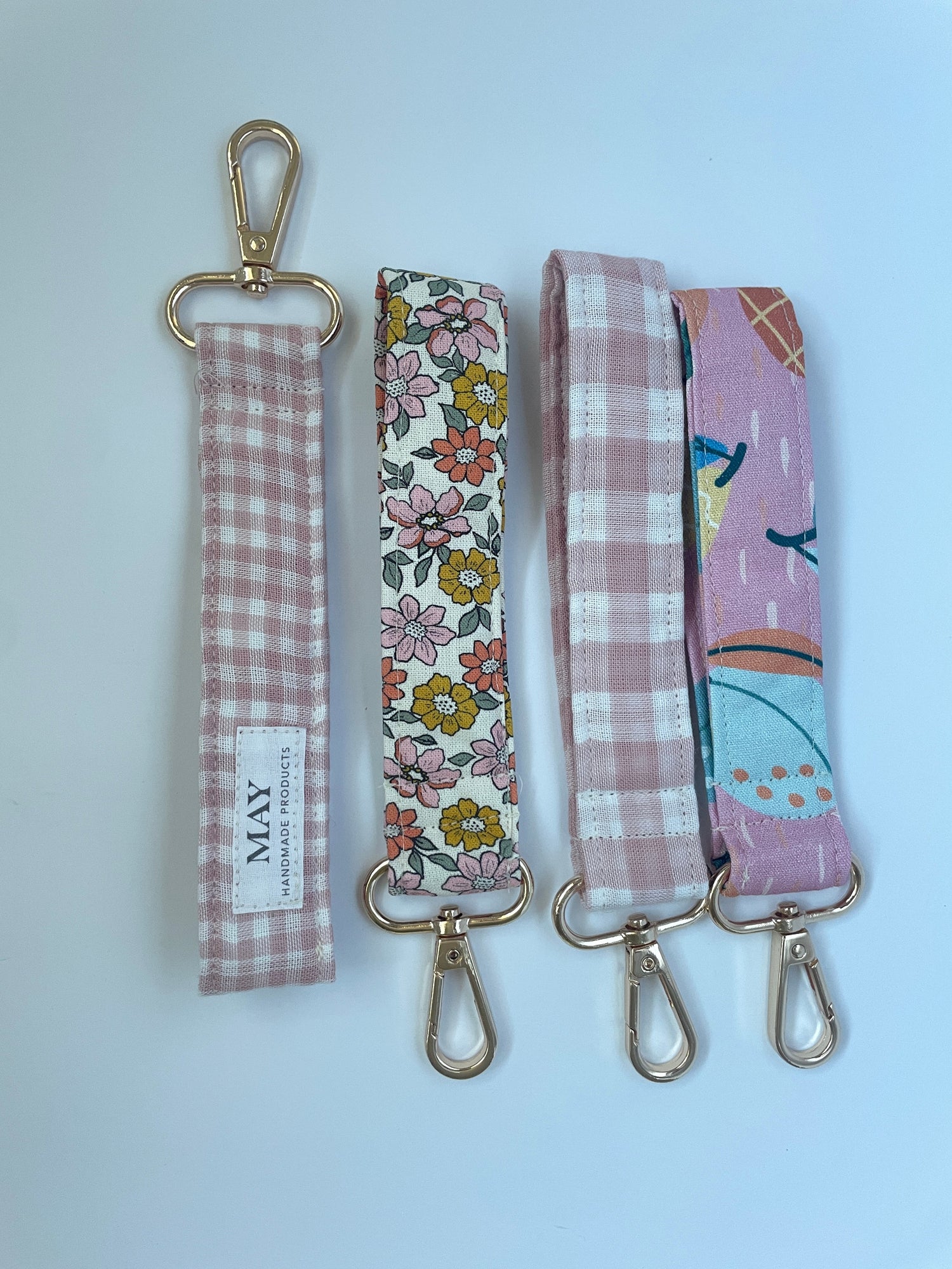 WRISTBAND KEYCHAIN