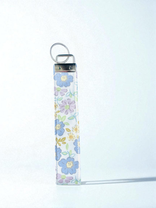 LILAC PETALS KEY CHAIN