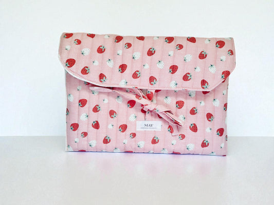 MAUREEN STAW LAPTOP SLEEVE